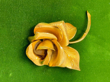 Gianni Gold Rose Brooch Devil's Details
